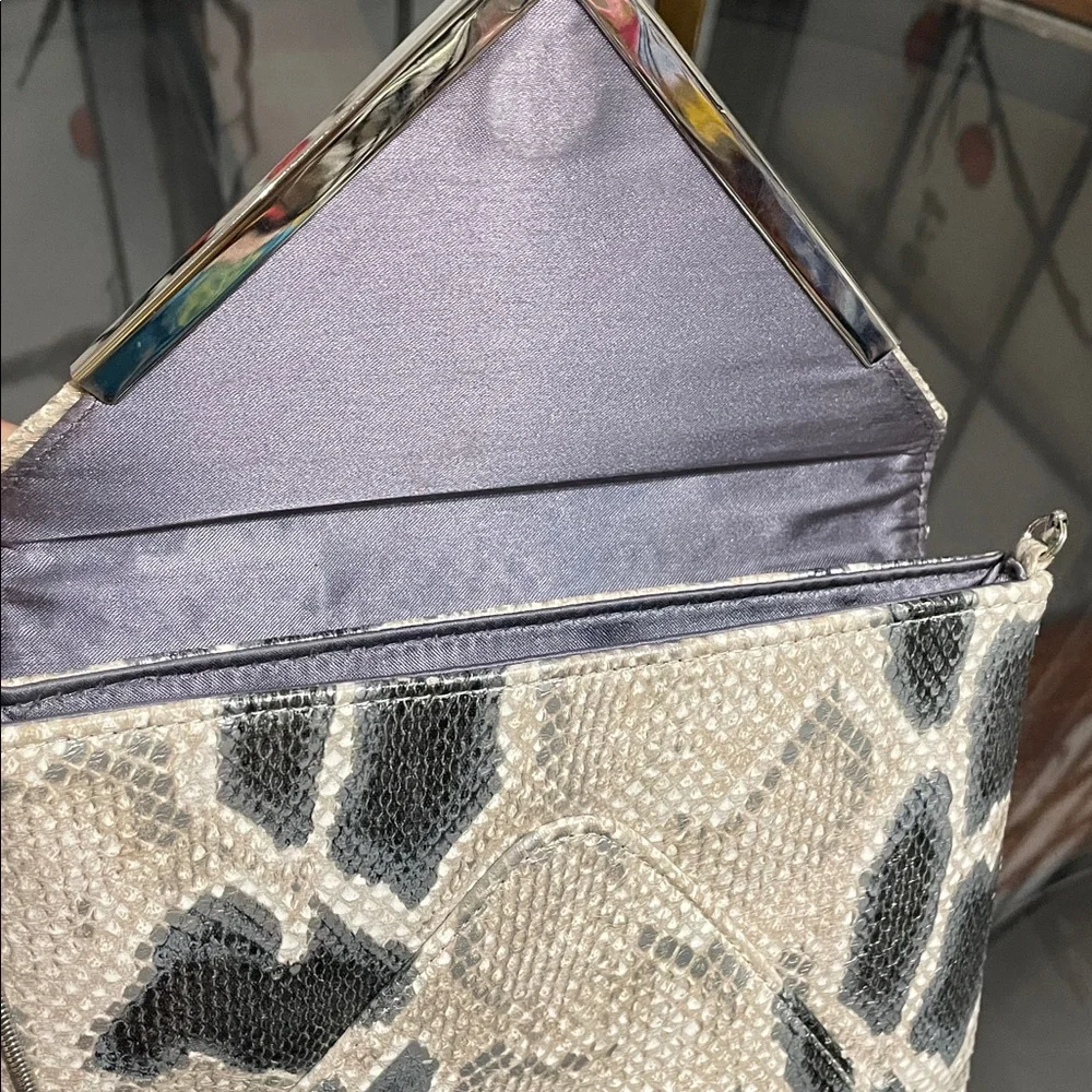Trouve Textured Animal-Print Envelope Crossbody Bag in Beige and Black